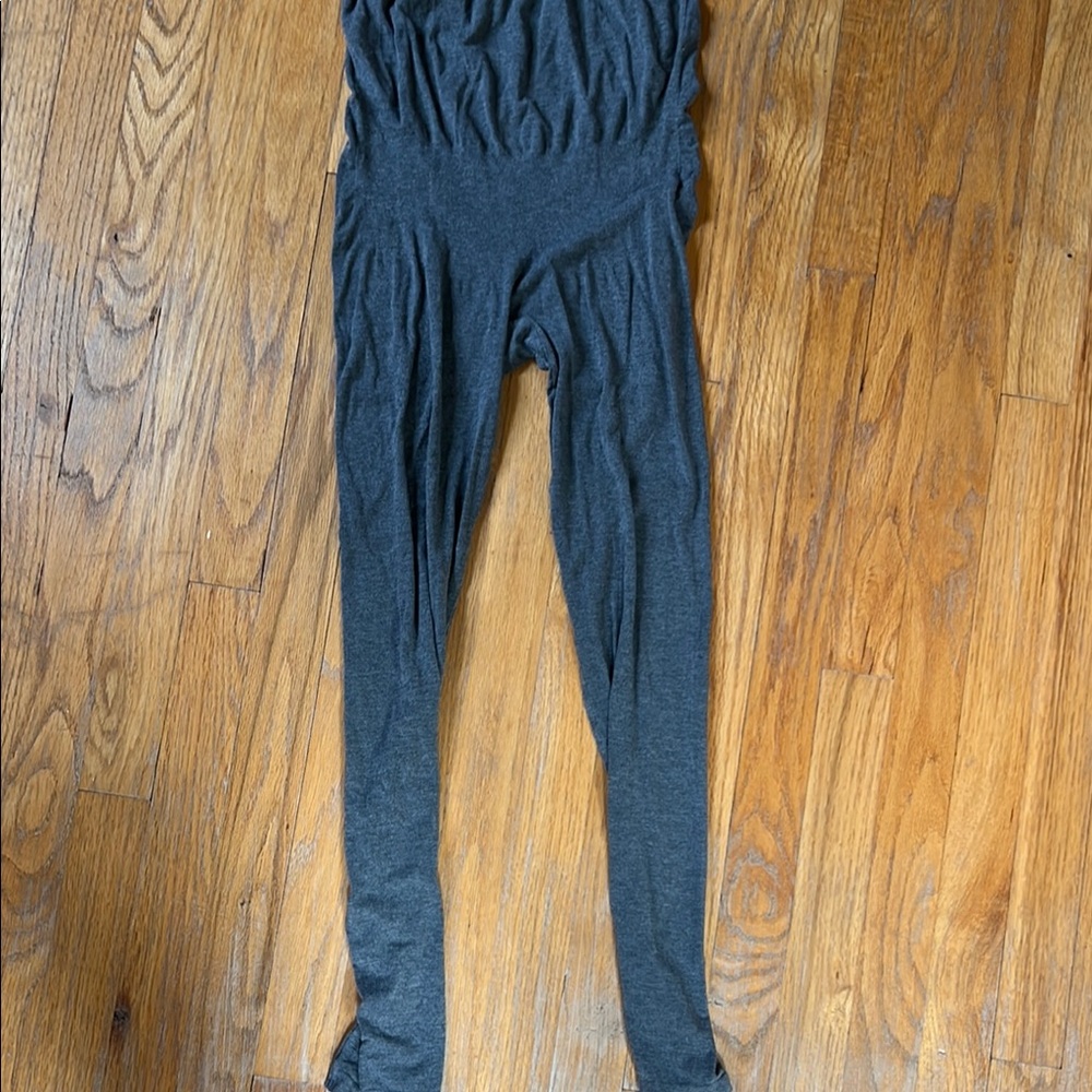 Charcoal Gray Overbump maternity leggings/ size medium